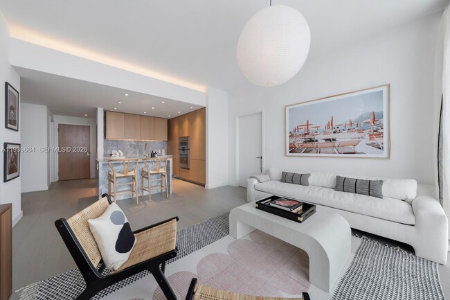 Building Photo - 500 Alton Rd