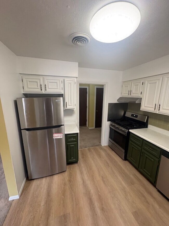 Primary Photo - 3406 N Missouri Ave