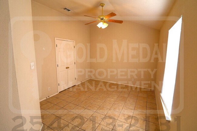 Building Photo - 4109 Elms Run Cir