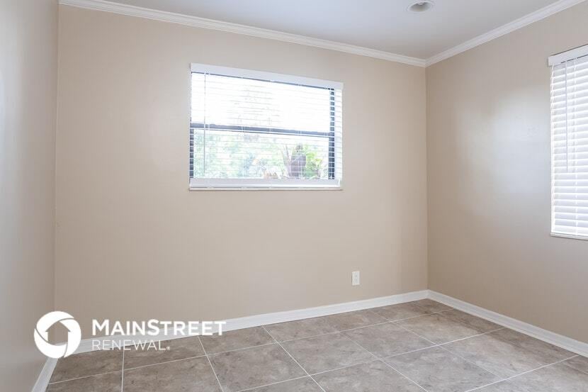 Building Photo - 848 Arlington Dr