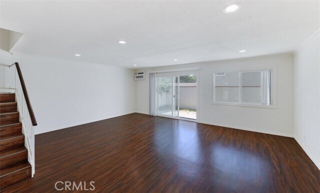 Building Photo - 18645 Oriente Dr