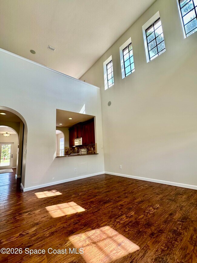 Building Photo - 1310 Lara Cir