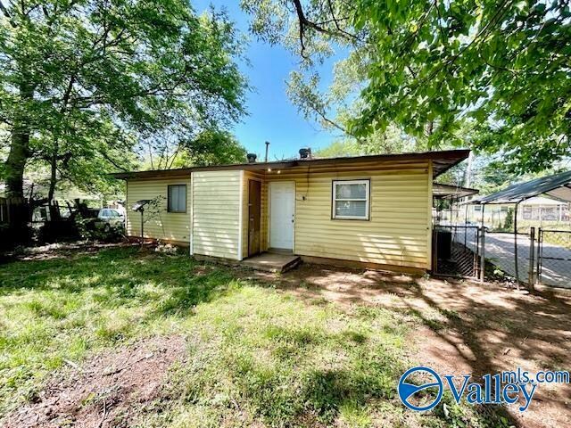 Building Photo - 2433 Shepherd Dr NW