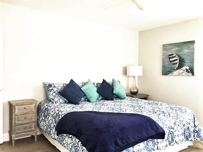 Building Photo - 34 Elizabeth Rd