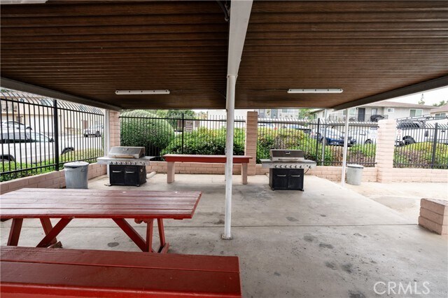 Building Photo - 12157 Wintergreen Dr