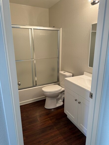 Building Photo - 4915 Conway Ter