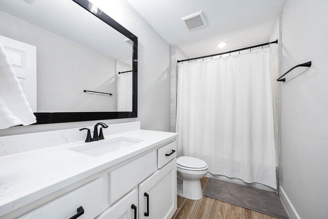 Building Photo - 3102 Somerset Levens Ln