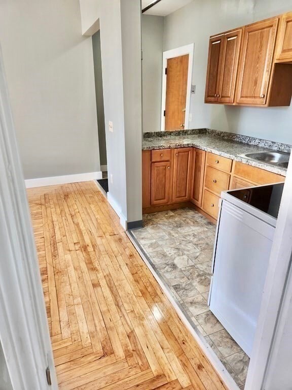 Primary Photo - 15 N Main St