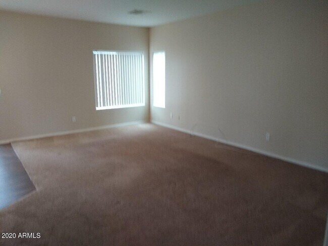 Building Photo - 11392 W Mountain View Dr