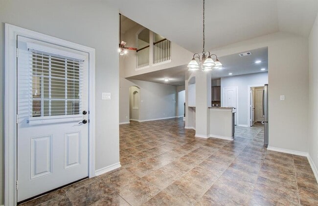 Building Photo - 3511 Christopher Dr
