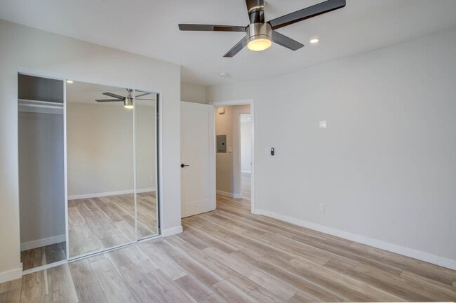 Building Photo - STUNNING 2BD/2BA IN NORTH PACIFIC BEACH! $...