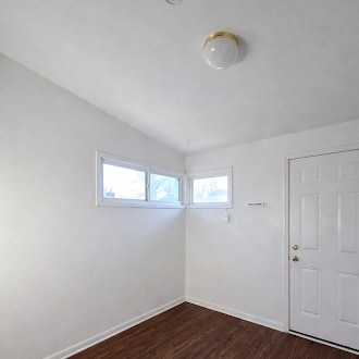 Building Photo - Charming 3-Bed, 1-Bath Home in Saint Louis – 8507 Red Fir Drive