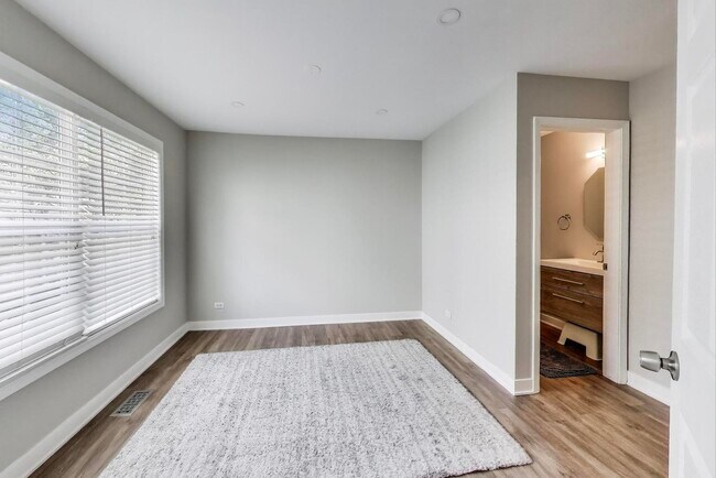Building Photo - 4724 Lacey Ave