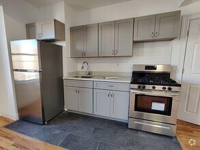 Building Photo - 2 bedroom in BRONX NY 10451