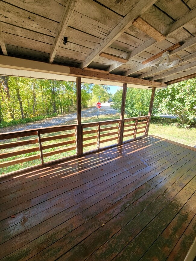 Building Photo - 360 Dudney Hill Ln