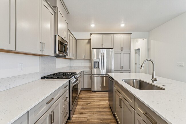 Building Photo - 8276 W Grey Alder Dr