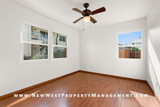 Building Photo - Recently Renovated University Heights 2 Bed 1 Bath with 2 off-street parking spaces! Pet OK!