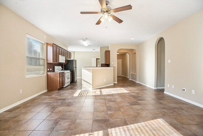 Building Photo - 6185 Galloway Ln