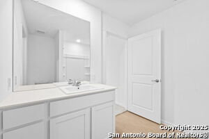 Building Photo - 1447 Neria Lp