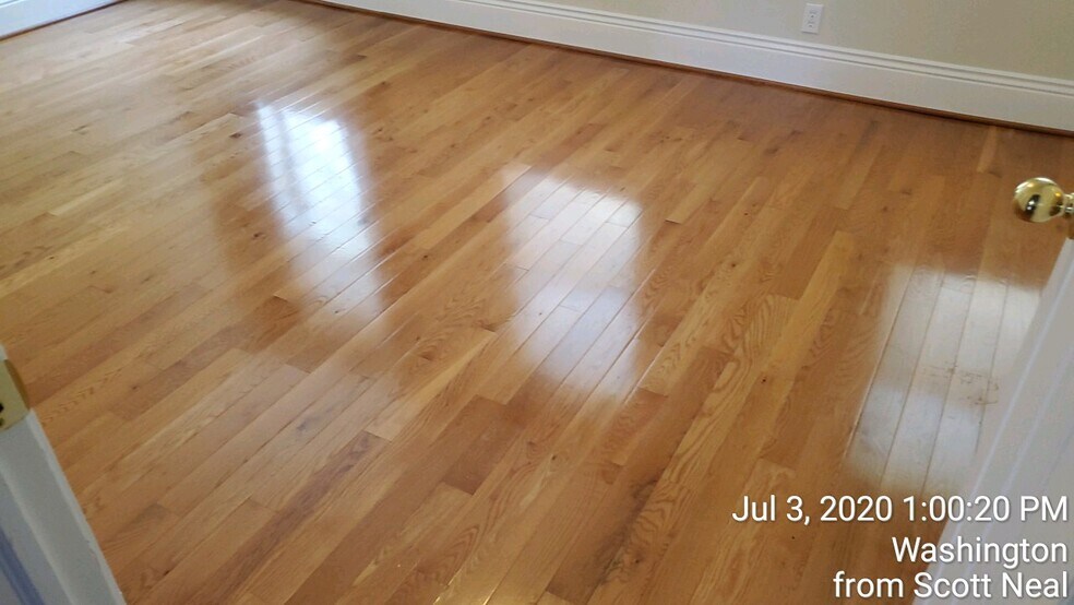 Building Photo - 1354 Pennsylvania Ave. SE