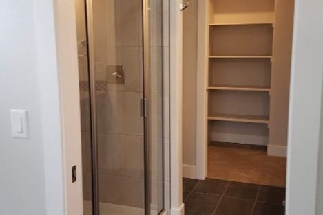Master Bath - 448 Trailcrest Ct