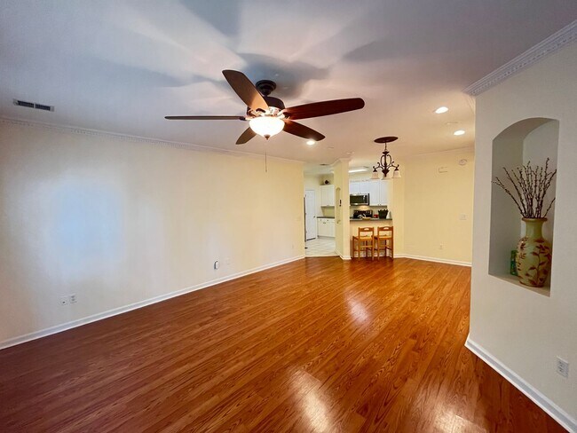 Building Photo - 4437 Lady Banks Ln