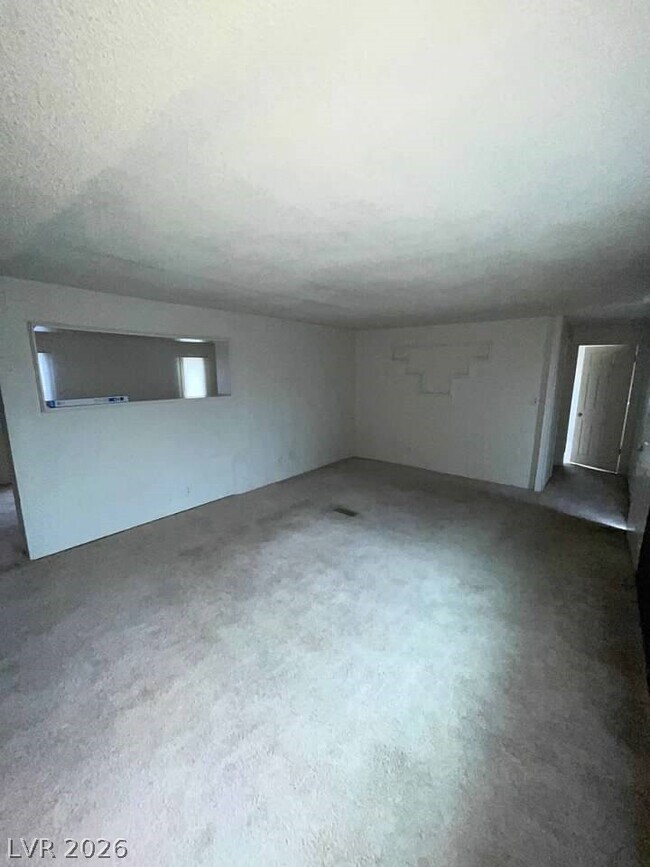 Building Photo - 1121 Pawnee Ln