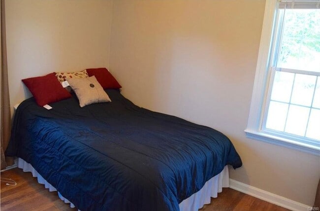 Building Photo - 2 Bed / 1 Bath House - Downtown Historic S...