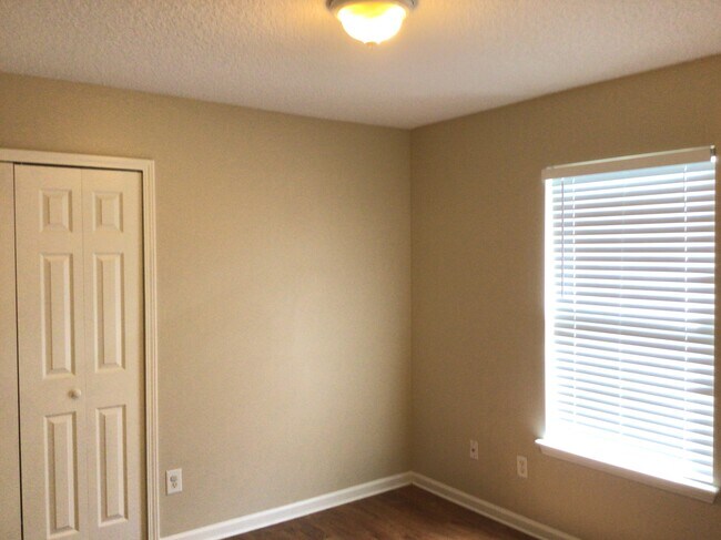 Building Photo - 2992 Jubilee Ln