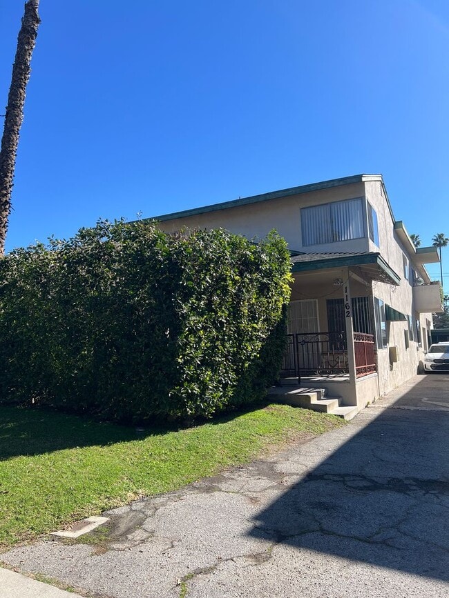 Building Photo - 1162 Raymond Ave