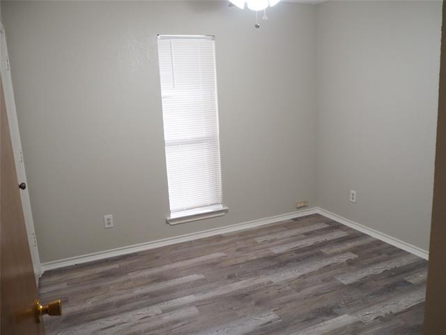 Building Photo - 924 Summer Trail