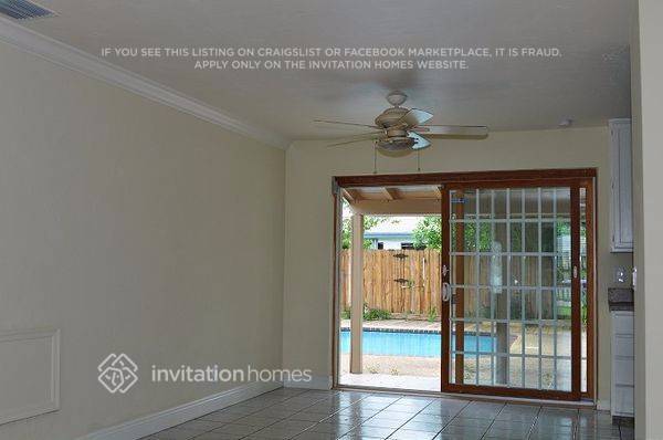 Building Photo - 1755 SW 37th Way