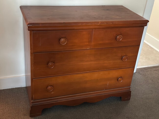 Building Photo - 1315 China St