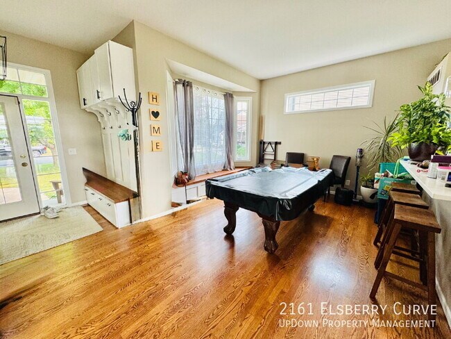Building Photo - 2161 Elsberry Curv
