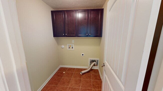 Building Photo - Two-Story Gem in Jack Britt School Distric...