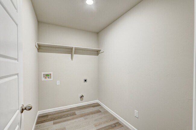 Building Photo - 10508 SW 41st Pl