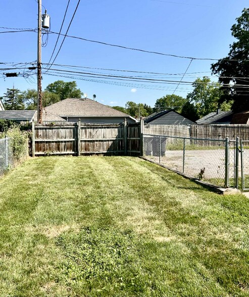 Building Photo - 2321 Glenwood Ave