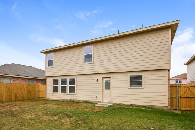 Building Photo - 13856 Sonterra Ranch Rd