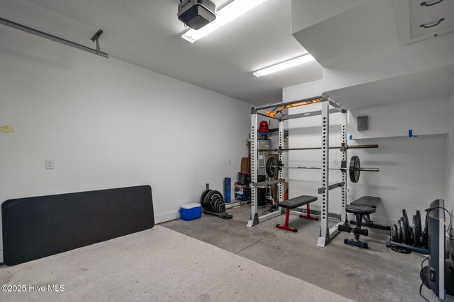 Building Photo - 1622 Swordfish Ln
