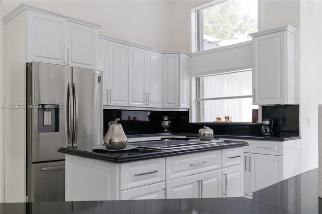 Building Photo - 671 NW 101st Terrace