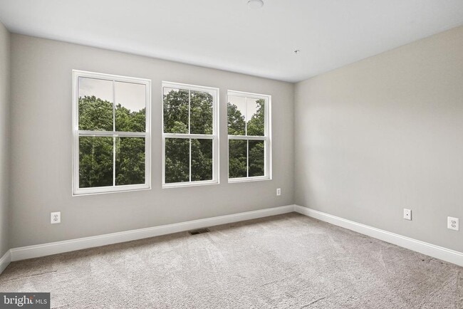 Building Photo - 7126 Tilbury Way