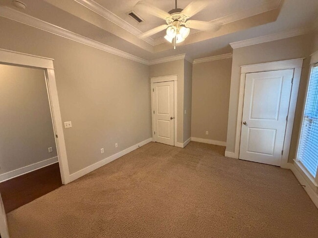 Building Photo - Available now FOR RENT in Dothan, AL!!