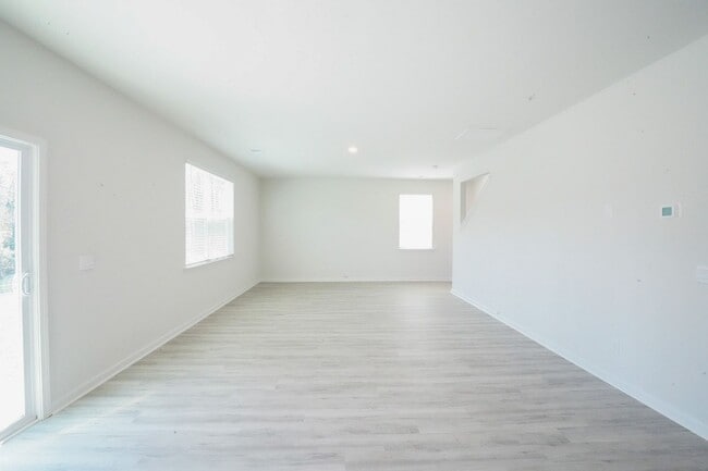 Building Photo - Available Soon!