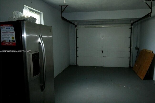 Building Photo - 4534 Van Buren St