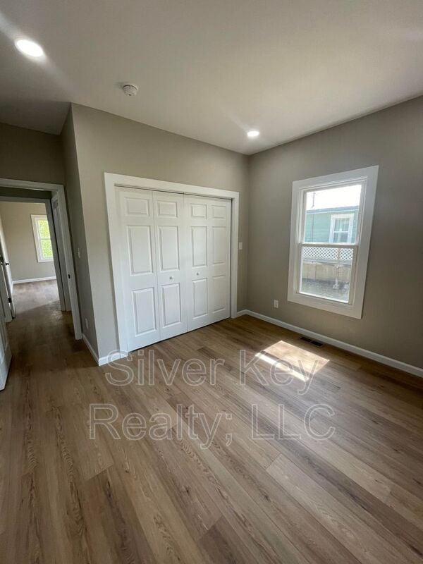Building Photo - 705 Eastanallee Ave