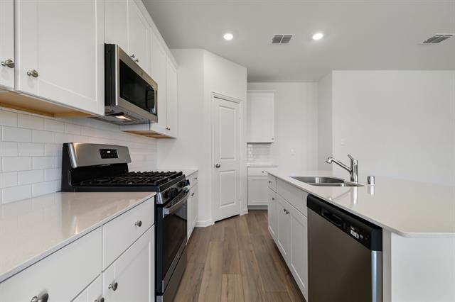 Building Photo - 952 Dustwood Dr