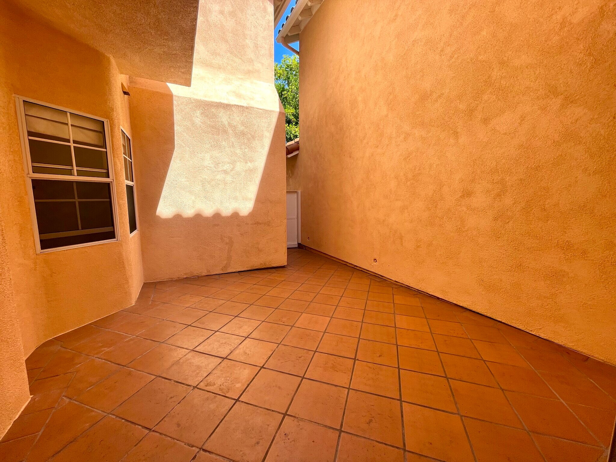 Private Patio - 7102 Phelps Rd