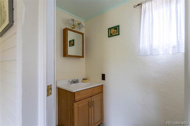 Building Photo - 178 Little Creek Rd