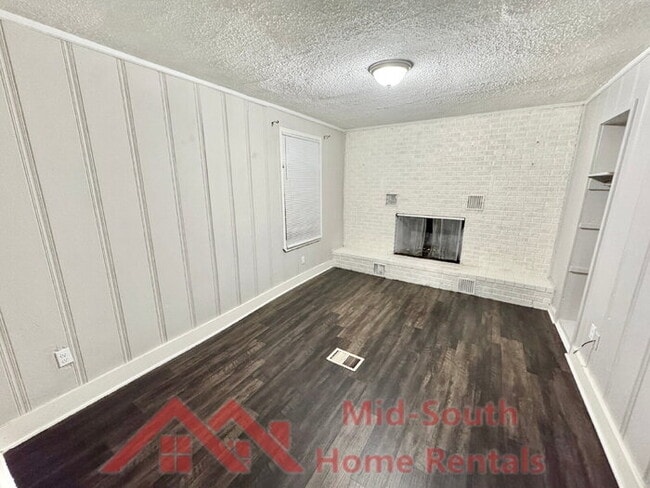 Building Photo - 655 Granada Rd