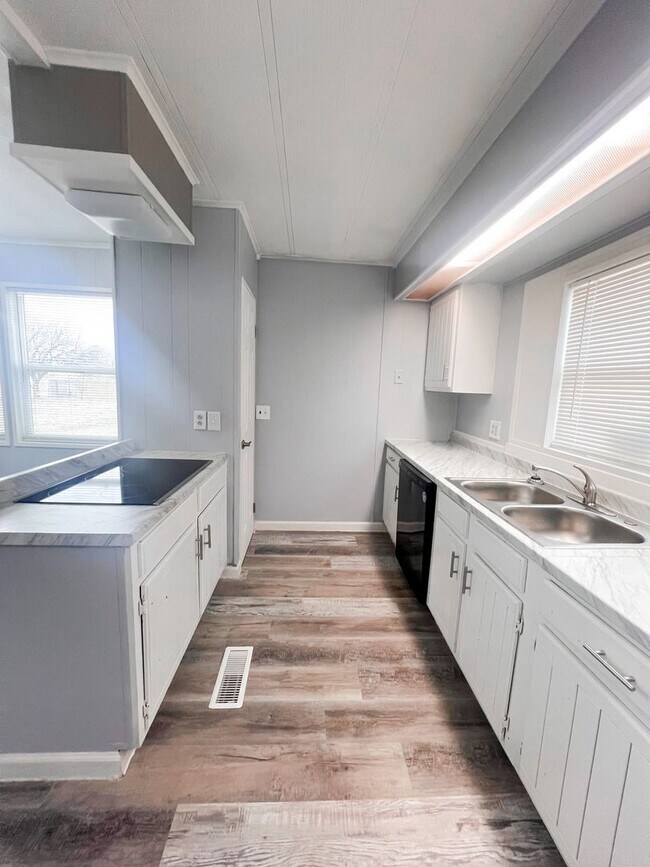 Building Photo - Charming home in Ropesville ISD